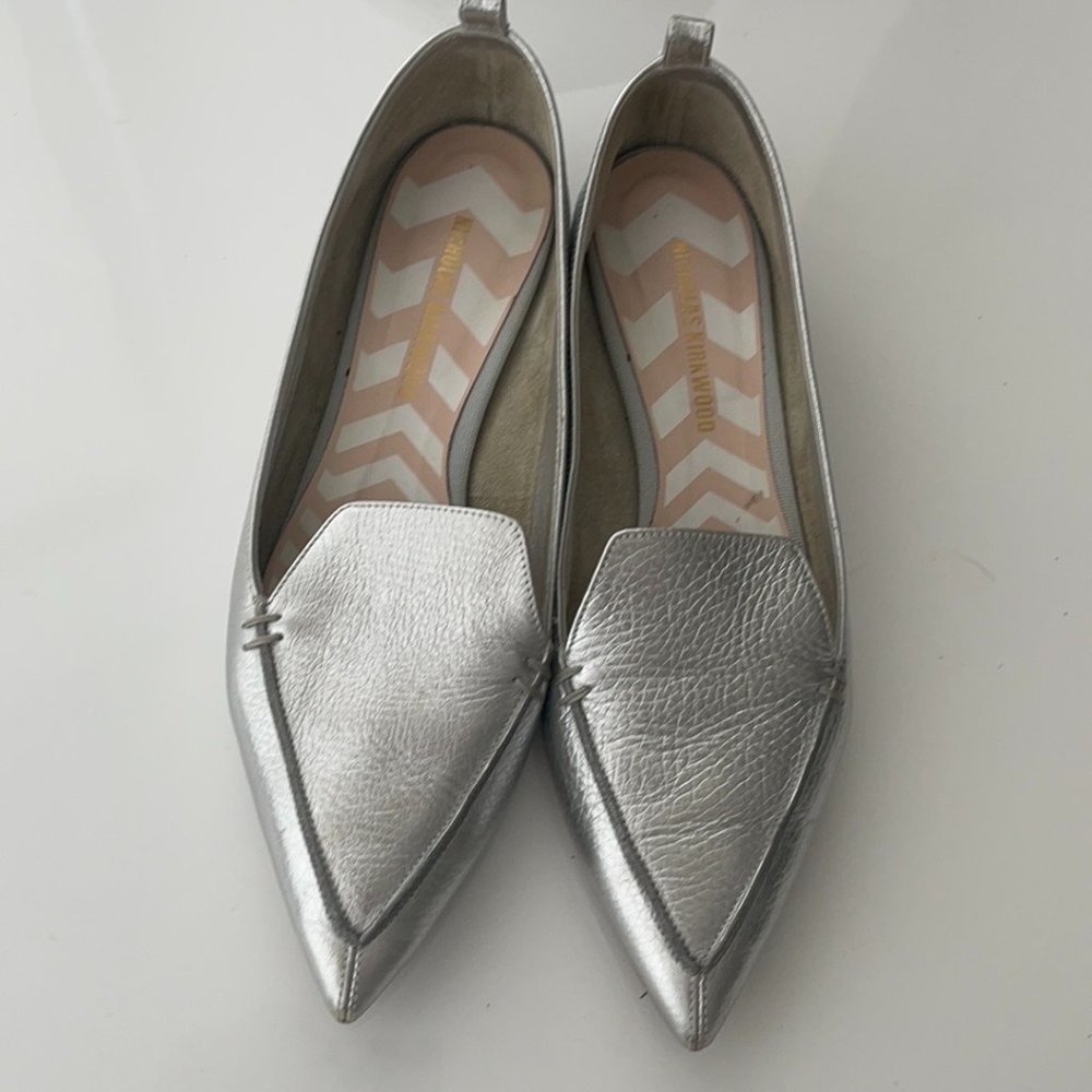 Nicholas Kirkwood Silver Pointed Toe Leather Flats